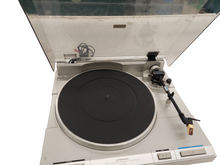 Load image into Gallery viewer, Pioneer PL-S30 Turntable Record Player
