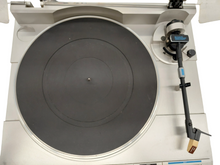 Load image into Gallery viewer, Pioneer PL-S30 Turntable Record Player
