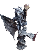 Load image into Gallery viewer, McFarlane&#39;s Dragons Sorcerers Dragon Clan 3 (2006)
