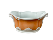 Load image into Gallery viewer, Vintage Salmon Colour Planter (Mottahedeh Vista Alegre, Portugal)
