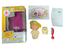 Load image into Gallery viewer, Strawberry Shortcake Butter Cookie Doll with Jelly Bear pet (open box, 1981)
