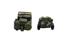 Load image into Gallery viewer, Zymex 2432 MASH Jeep car with trailer (1:87 scale)
