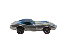 Load image into Gallery viewer, Hot Wheels Redline Corvette Stingray Chrome (1975)
