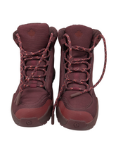 Load image into Gallery viewer, Lululemon Women's Team Canada Opening Ceremony Boot (size 7.5)
