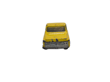 Load image into Gallery viewer, ERTL Chevy Stepside Pickup
