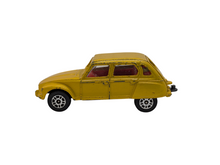 Load image into Gallery viewer, Corgi Juniors Citroen Dyane
