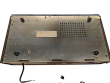 Load image into Gallery viewer, Panasonic Model RE-7750C FM-AM-4 Channel Stereo, RS-845US 2/4 Channel 8-Track Player and Panasonic Speakers (7750)
